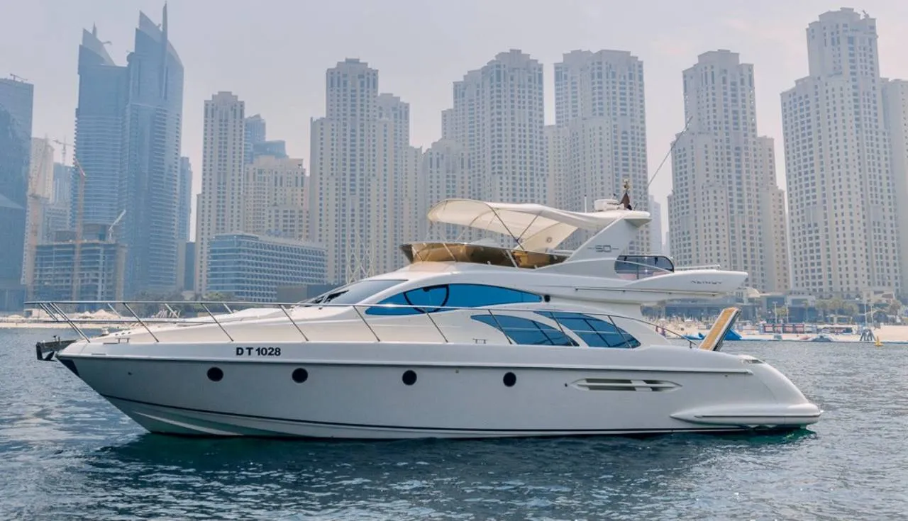 Luxury Yacht Monica by Azimut - 50ft Experience