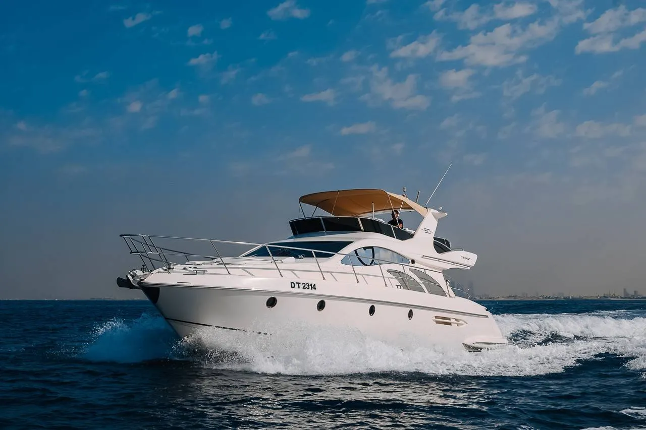Luxury 50ft Candy Motor Yacht Experience